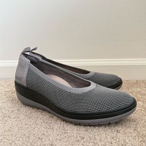 Vionic Jacey Knit Wedge Shoes